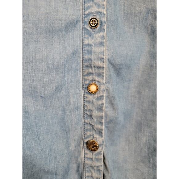Chico's Women's 100% Lyocell Button Up Studded Denim Shirt Blue Size 2 / Large - Picture 4 of 10